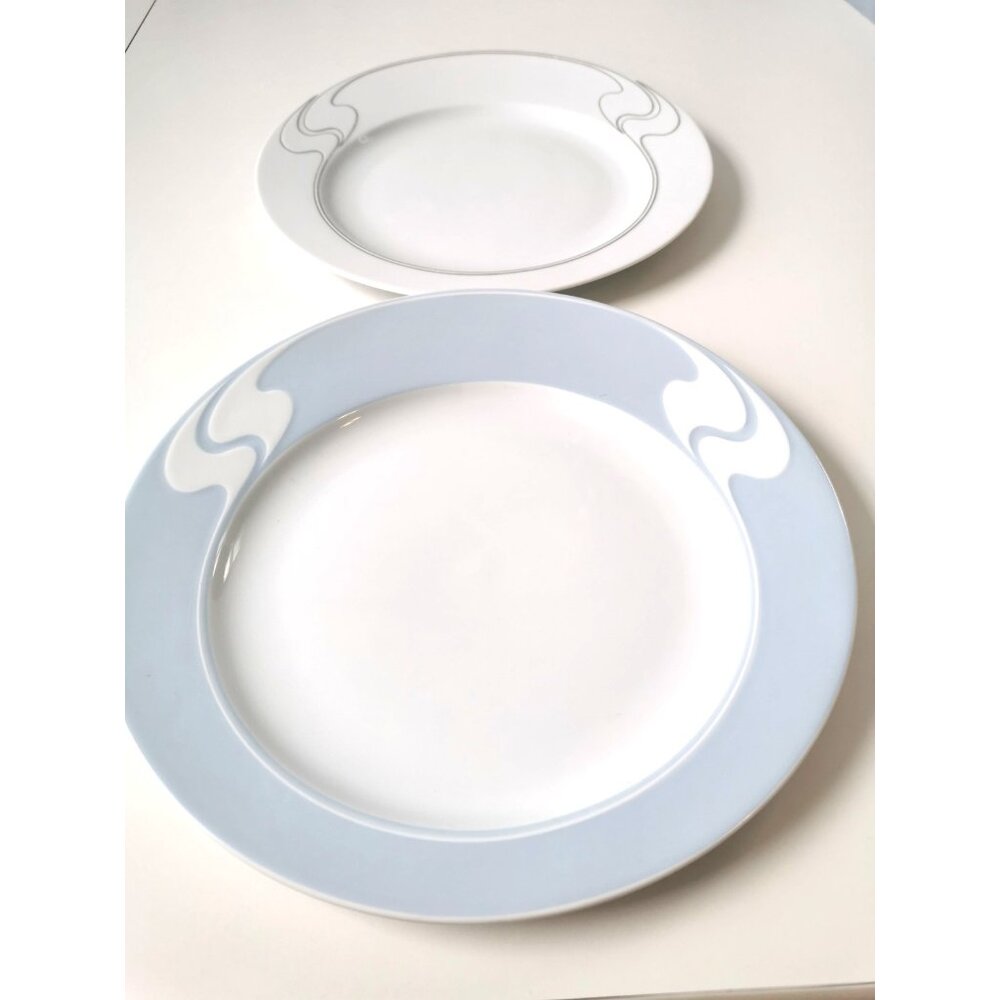 Two Vtg Rosenthal Asimmetria Plates Tapio Wirkkala MCM Blue & White Studio Line